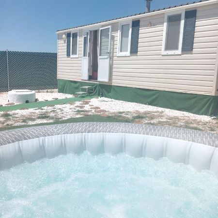 Casita Mh Acogedora Para 6 Con Jacuzzy Chiclana de la Frontera Eksteriør billede