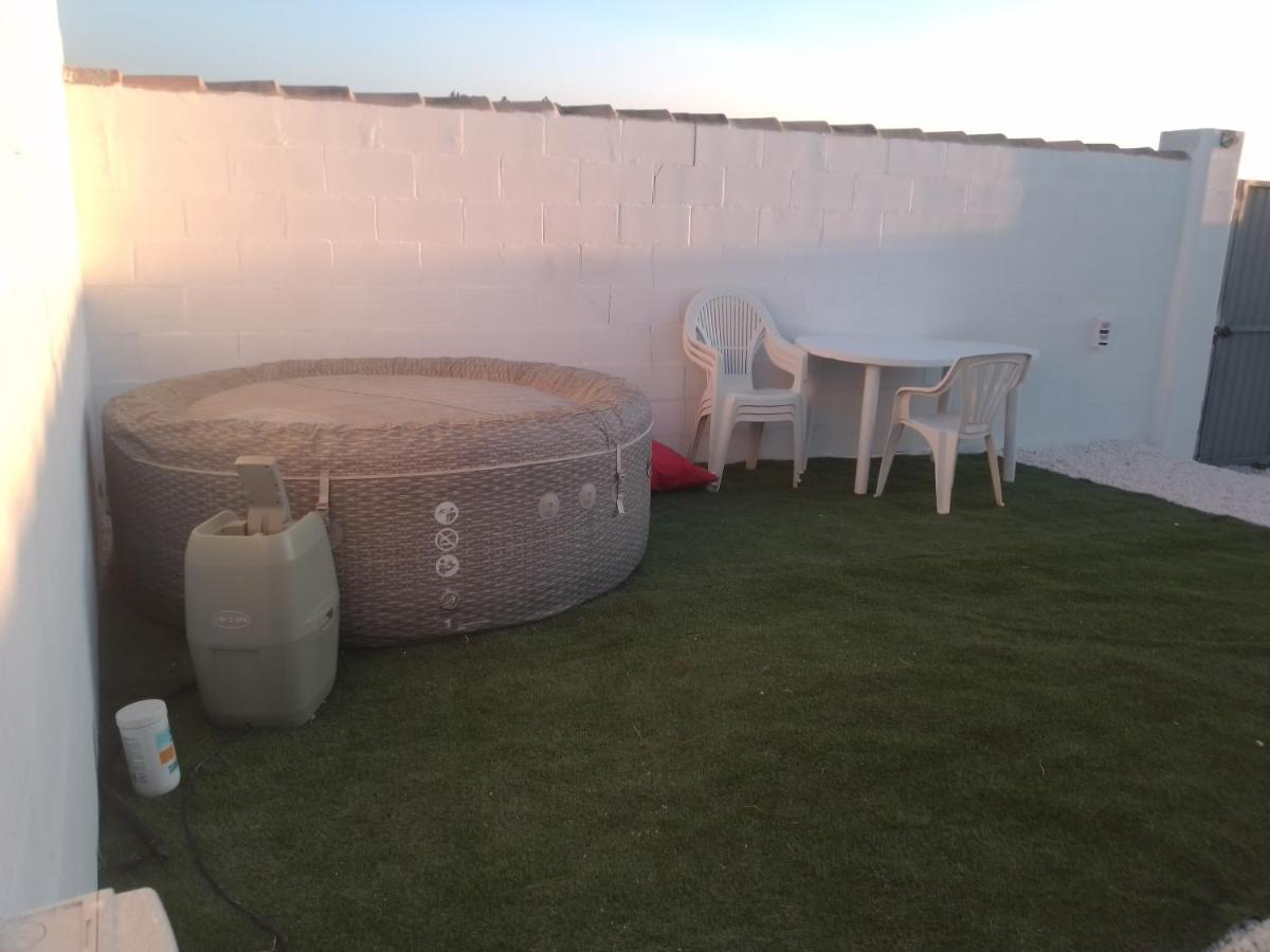 Casita Mh Acogedora Para 6 Con Jacuzzy Chiclana de la Frontera Eksteriør billede