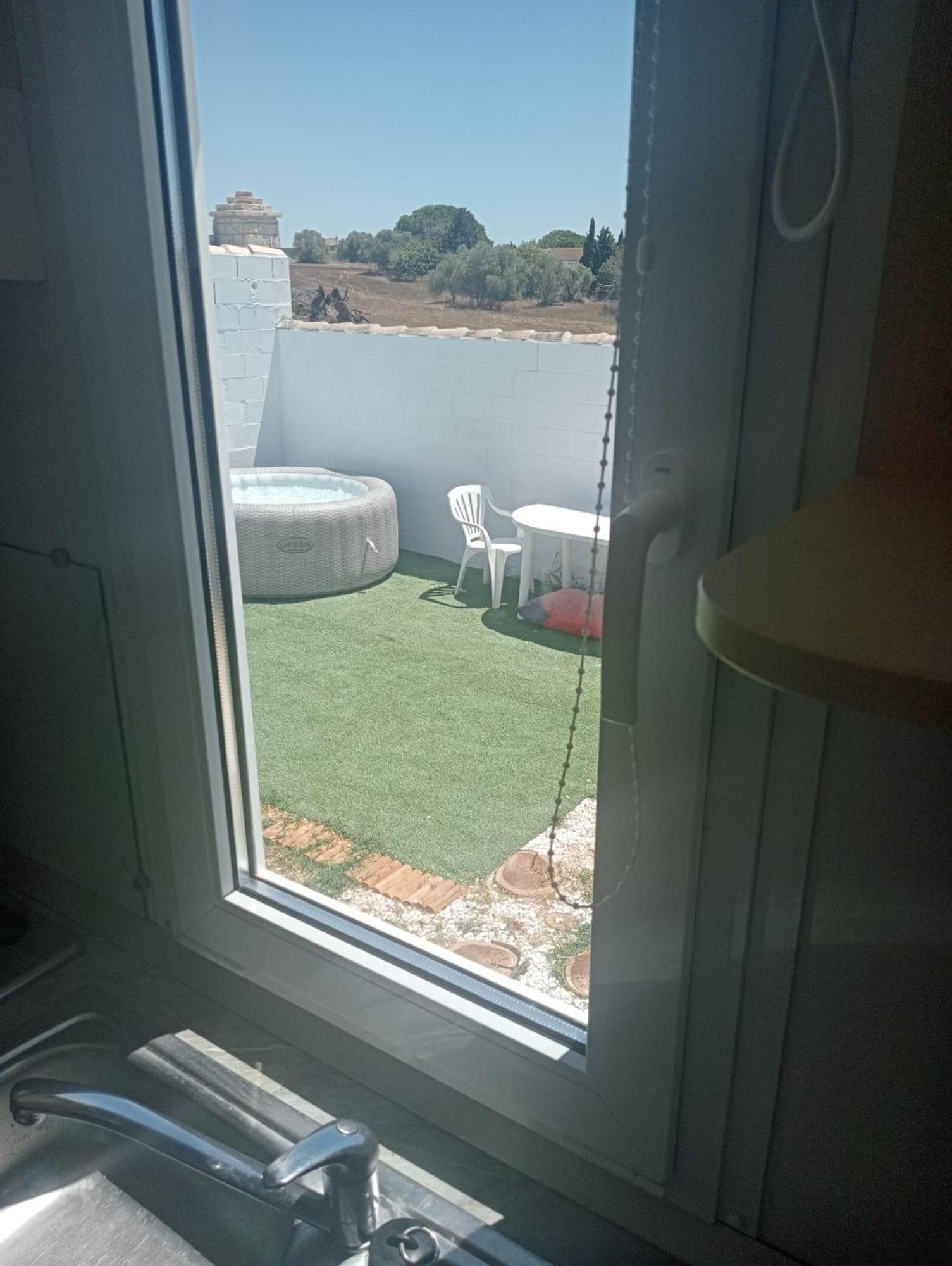 Casita Mh Acogedora Para 6 Con Jacuzzy Chiclana de la Frontera Eksteriør billede