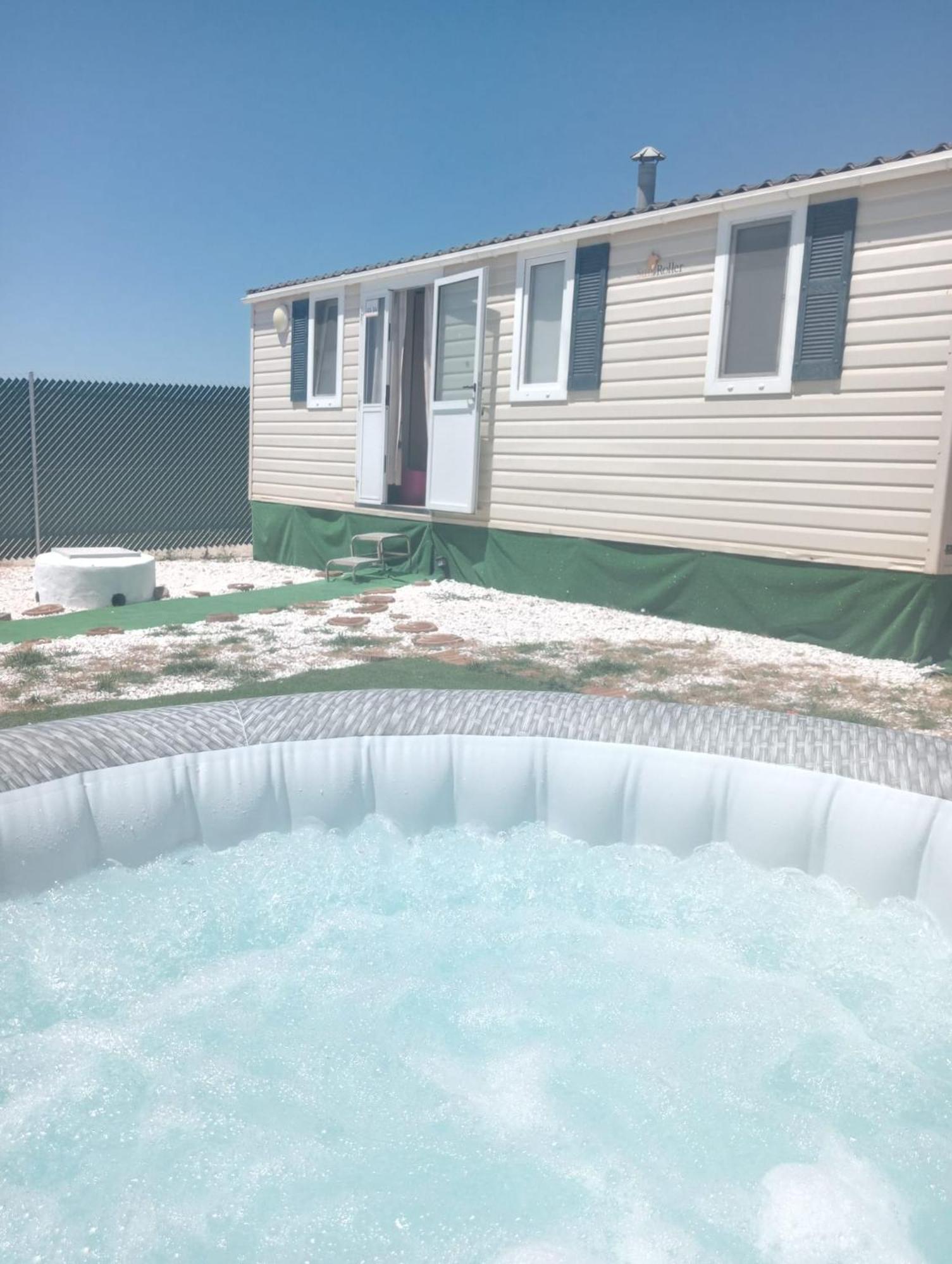 Casita Mh Acogedora Para 6 Con Jacuzzy Chiclana de la Frontera Eksteriør billede