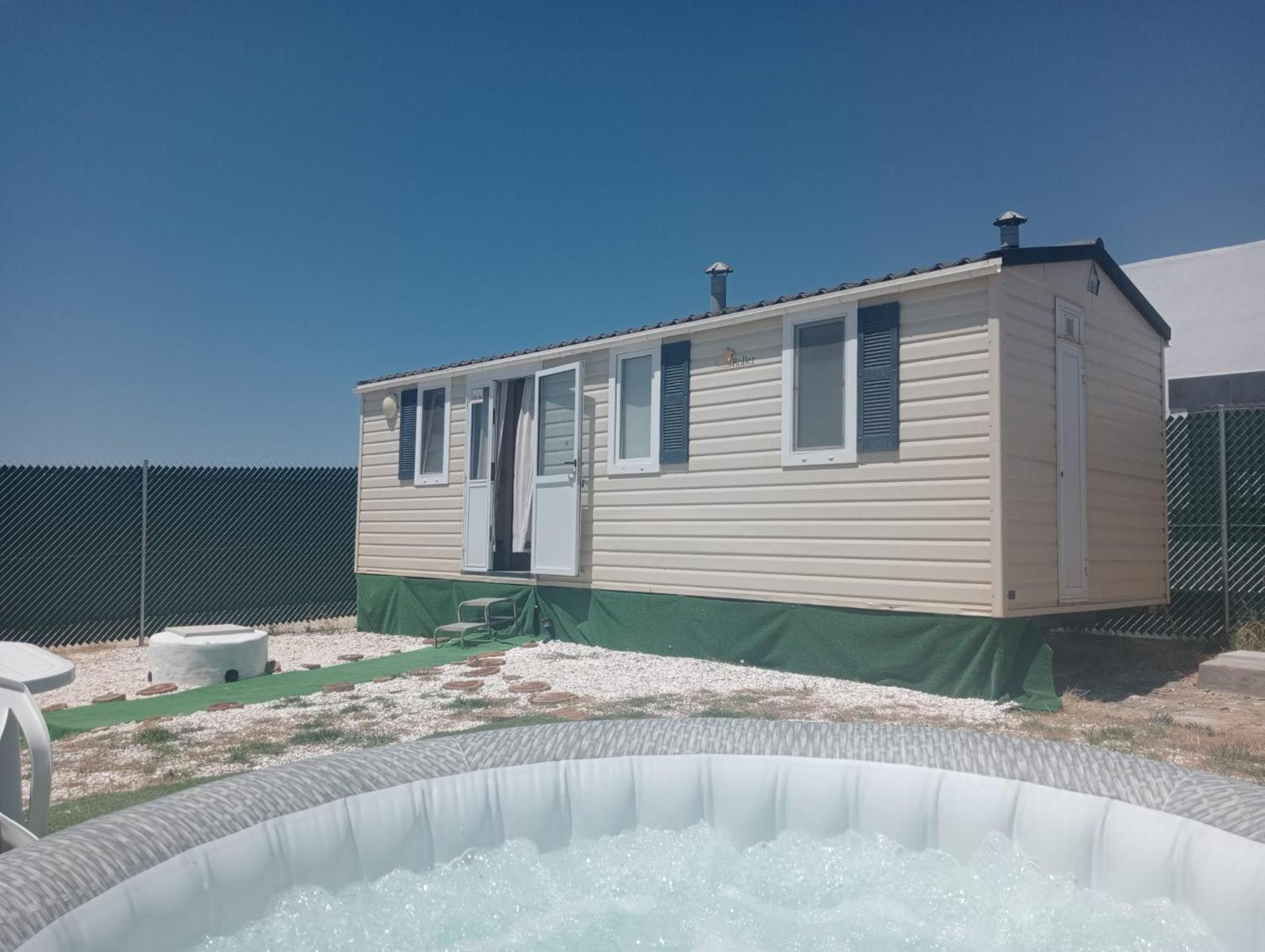 Casita Mh Acogedora Para 6 Con Jacuzzy Chiclana de la Frontera Eksteriør billede