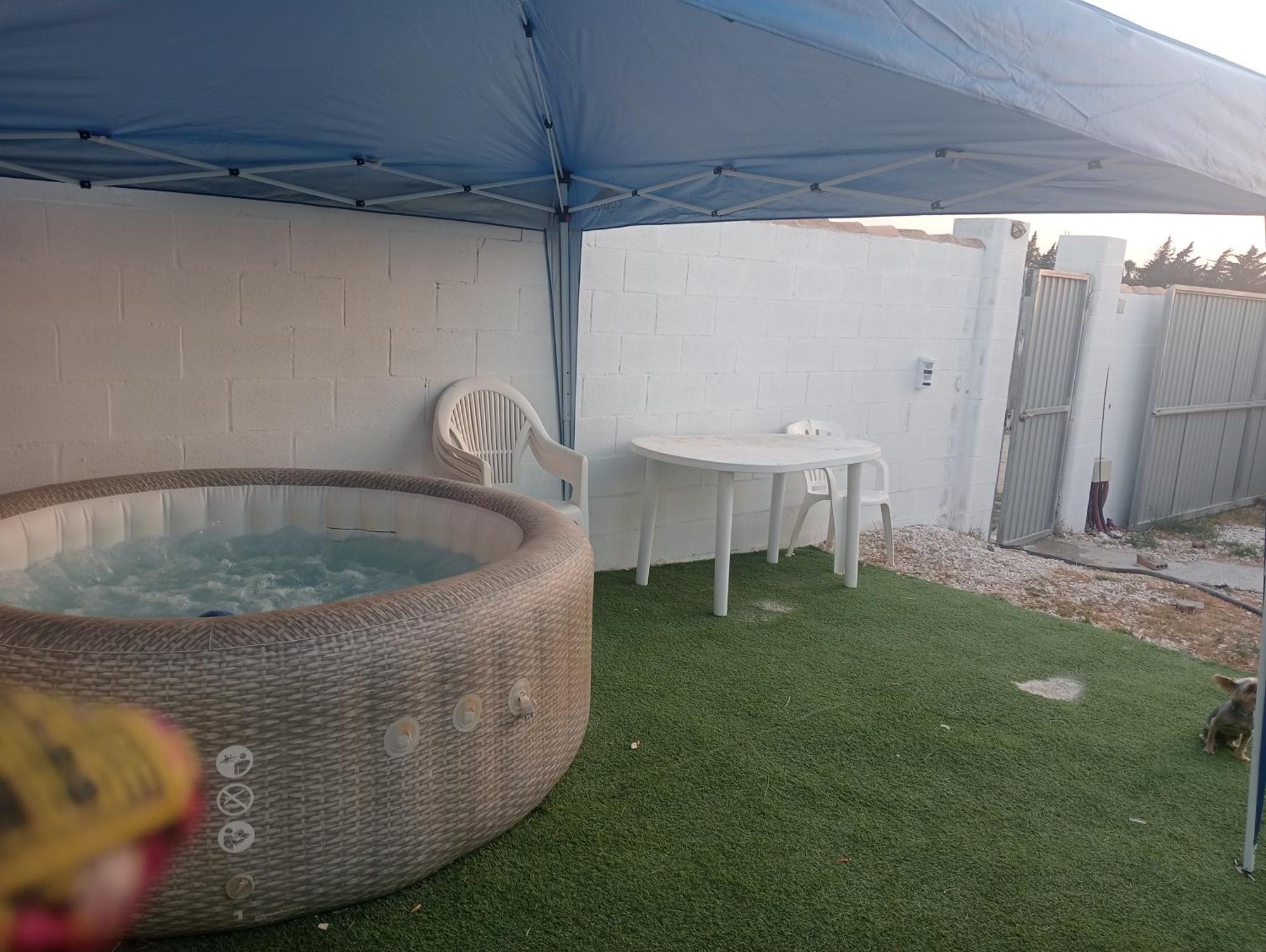 Casita Mh Acogedora Para 6 Con Jacuzzy Chiclana de la Frontera Eksteriør billede